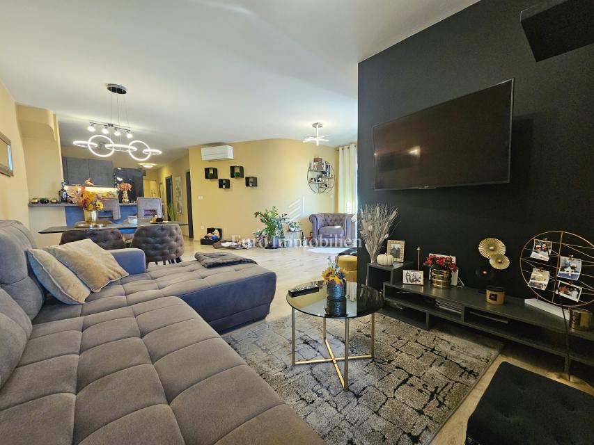 Malinska, Appartamento moderno con vista mare