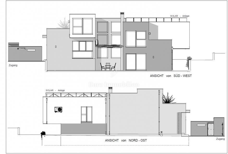 Moderna casa familiare con terrazze e giardino