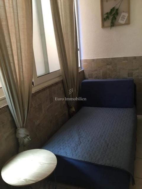 Casa con 4 apt e terreno edificabile, 60m dal mare, Vir