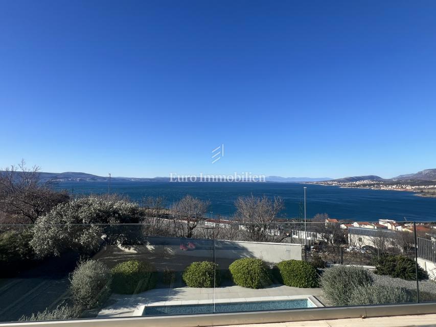 Klenovica – Casa con vista panoramica sul mare