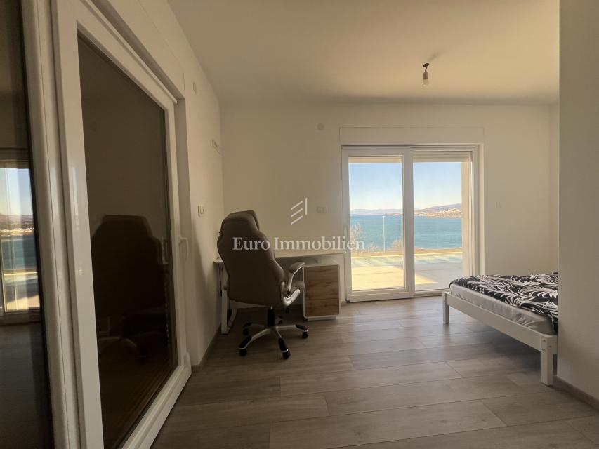 Klenovica – Casa con vista panoramica sul mare
