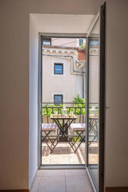 Bakar, due appartamenti in una casa, a 50 m dal mare