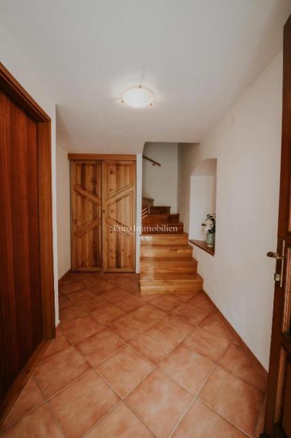 Bakar, due appartamenti in una casa, a 50 m dal mare