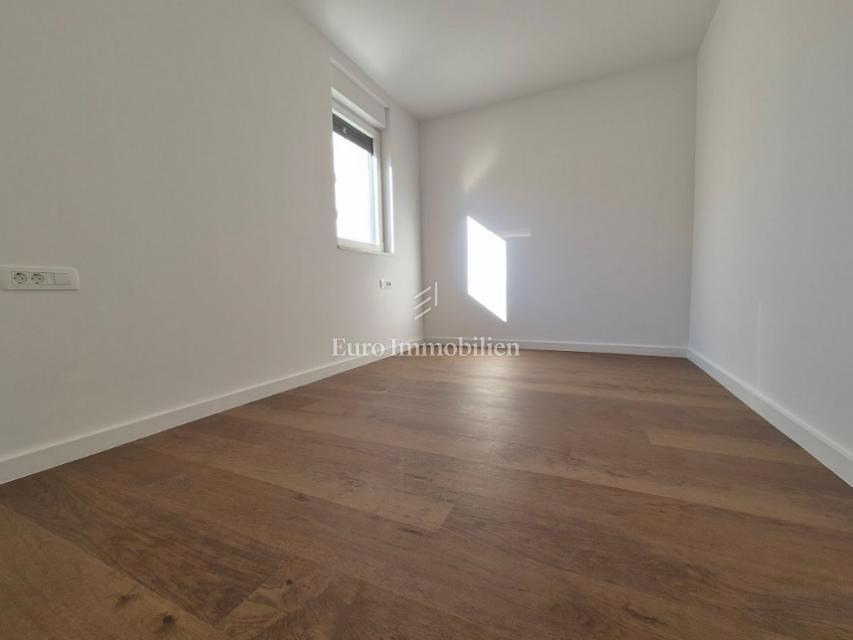 Appartamento con giardino, vicino alla spiaggia