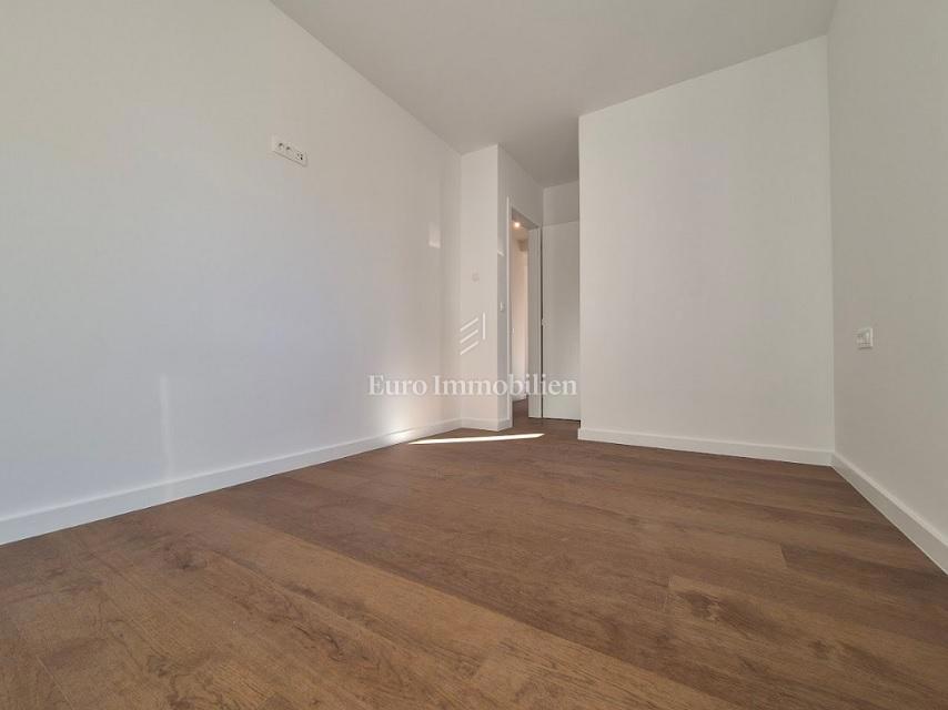 Appartamento con giardino, vicino alla spiaggia