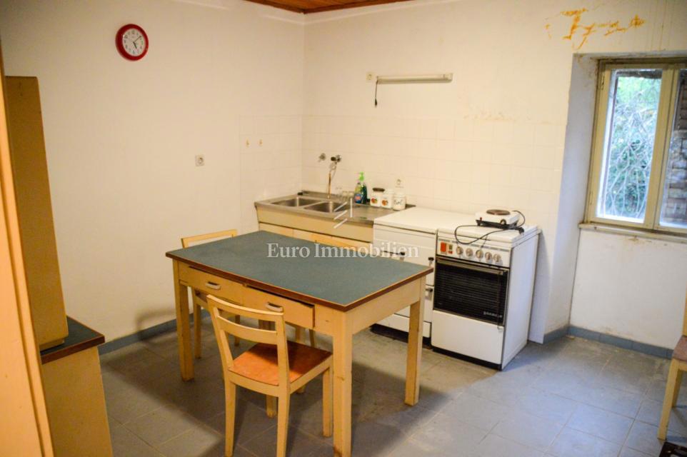 Istria - Autentica casa in pietra e terreno edificabile