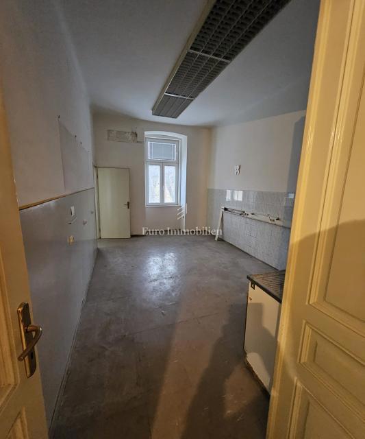 Centro di Fiume – spazioso appartamento di 137 m² in vendita