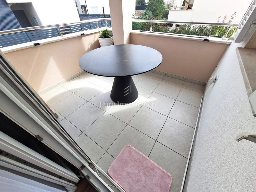 Möblierte Einzimmerwohnung in Meeresnähe, Šilo