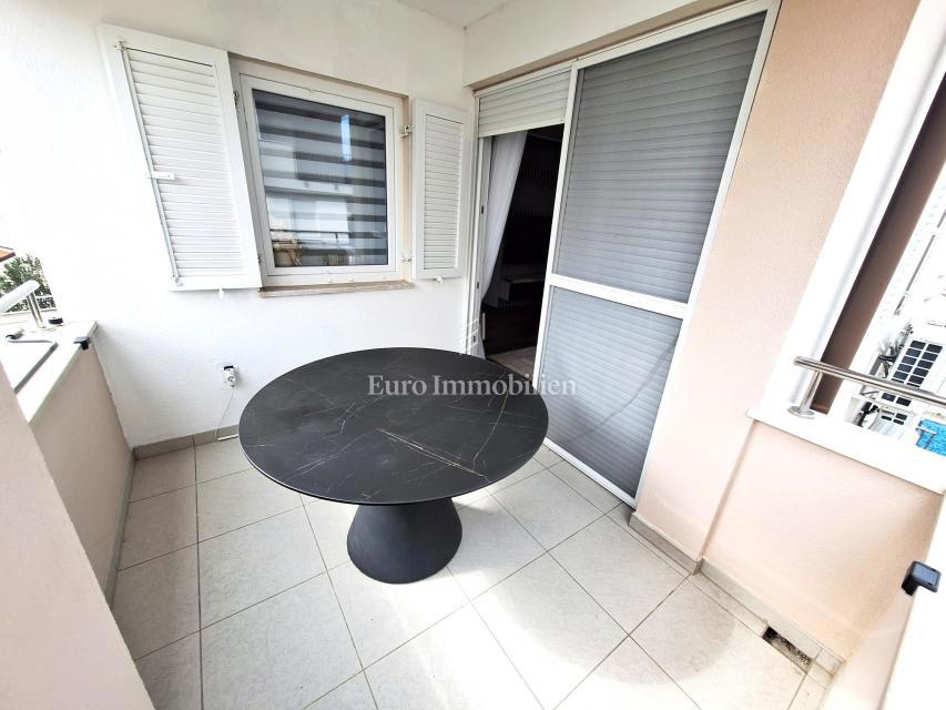 Möblierte Einzimmerwohnung in Meeresnähe, Šilo