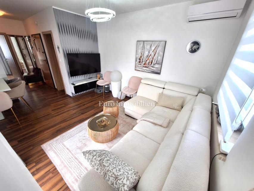 Möblierte Einzimmerwohnung in Meeresnähe, Šilo