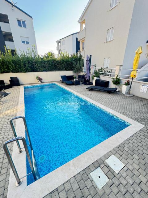 Möblierte Einzimmerwohnung in Meeresnähe, Šilo