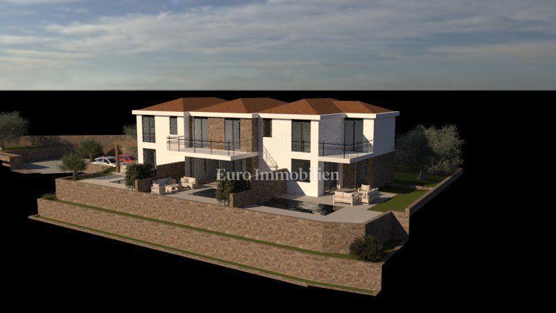 Vendesi casa a schiera con piscina