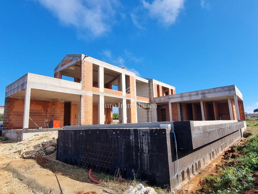 Villa con vista mare panoramica in posizione unica