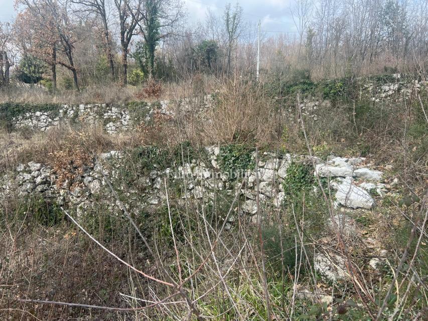Veprinac, terreno con vista aperta sul mare
