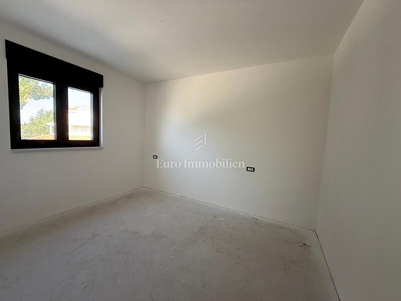 Promajna - nuovo appartamento in una villa urbana con vista mare