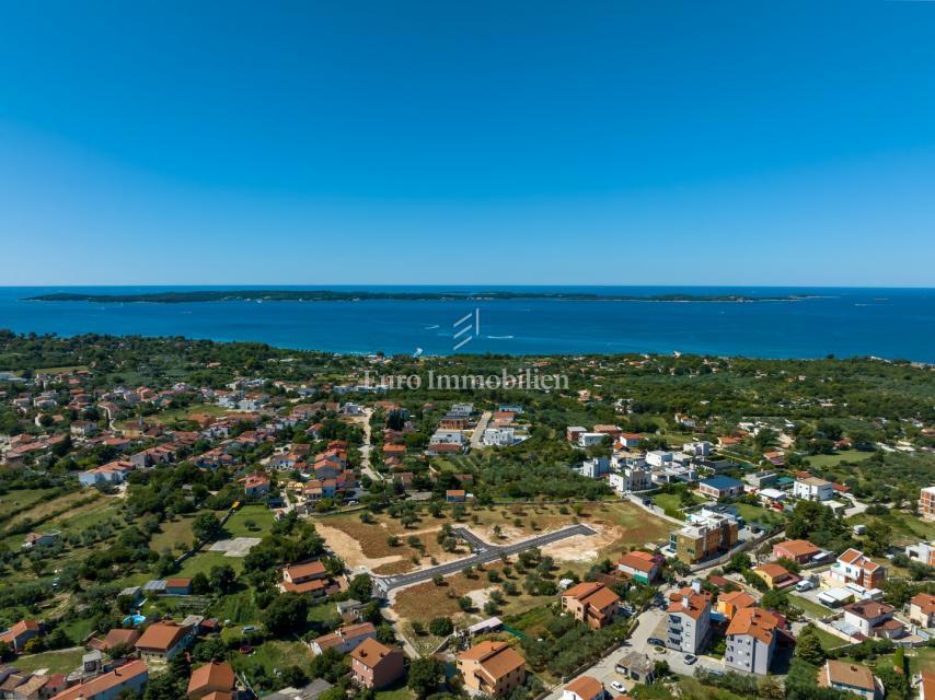 Istria, Peroj – Terreno edificabile in zona tranquilla