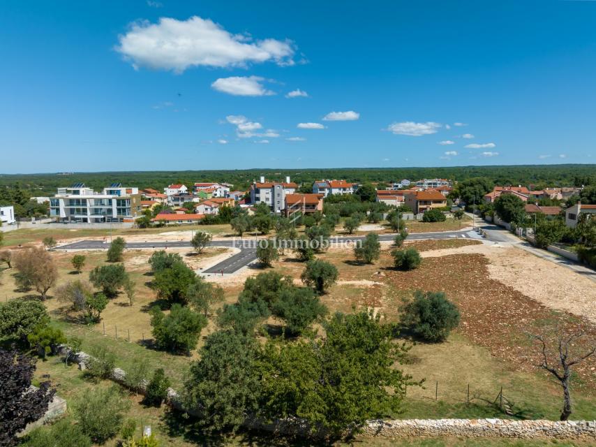 Istria, Peroj – Terreno edificabile in zona tranquilla