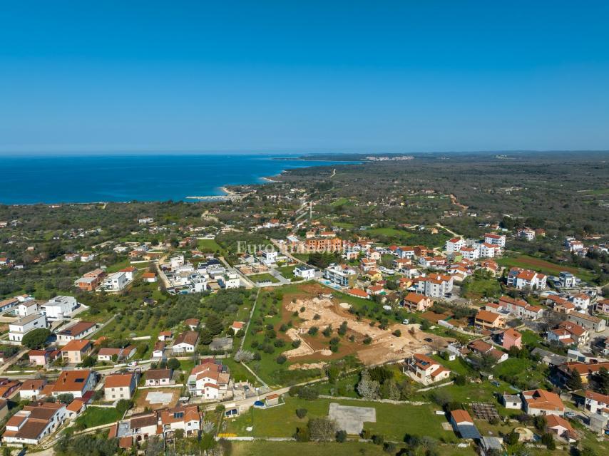 Istria, Peroj – Terreno edificabile in zona tranquilla