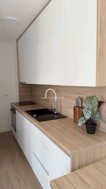 Povljana - appartamento con vista mare in prima fila sul mare