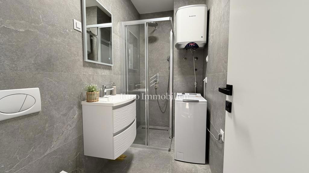 Povljana - appartamento con vista mare in prima fila sul mare