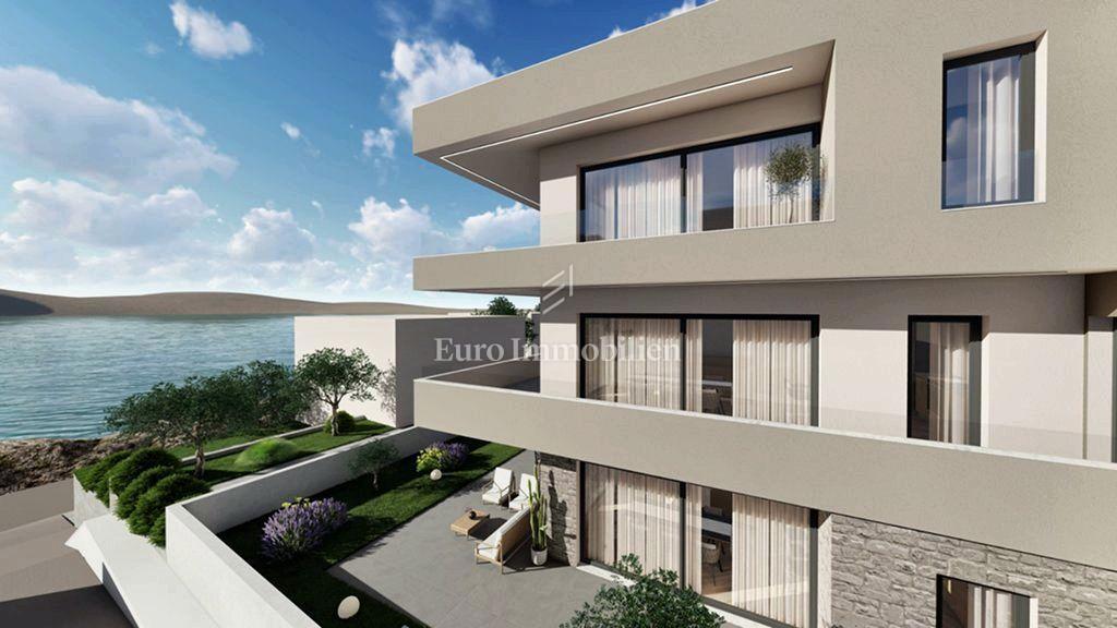 Tisno, appartamento di lusso con giardino, seconda fila rispetto al mare