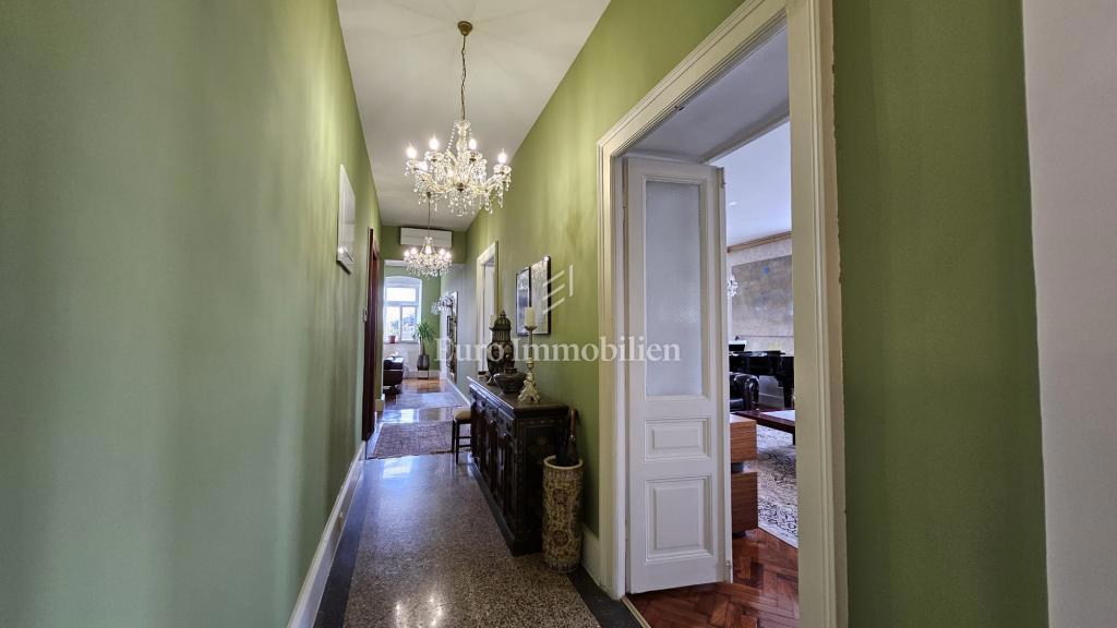 Rijeka – ampio appartamento con potenziale