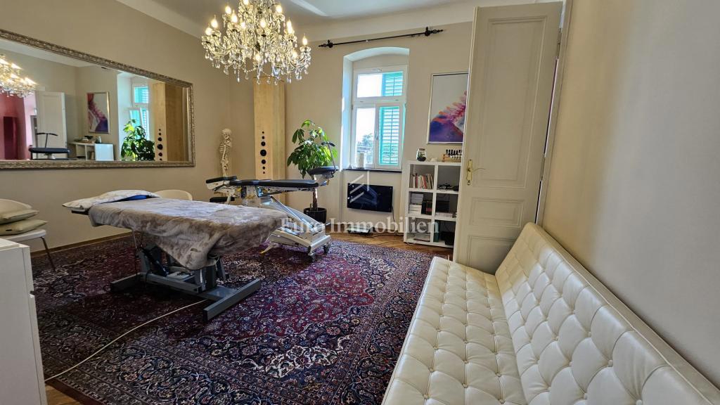 Rijeka – ampio appartamento con potenziale