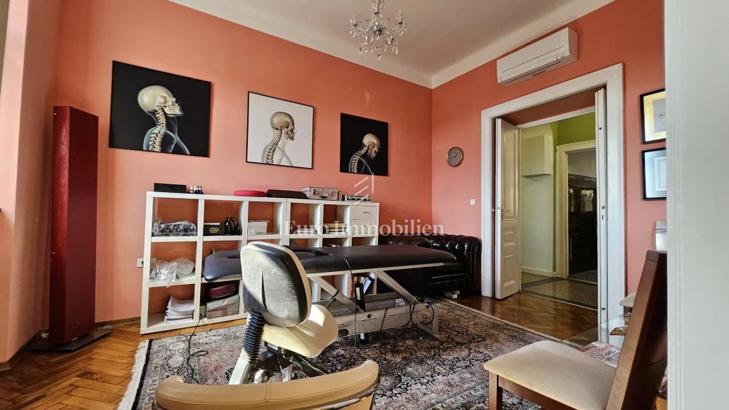 Rijeka – ampio appartamento con potenziale