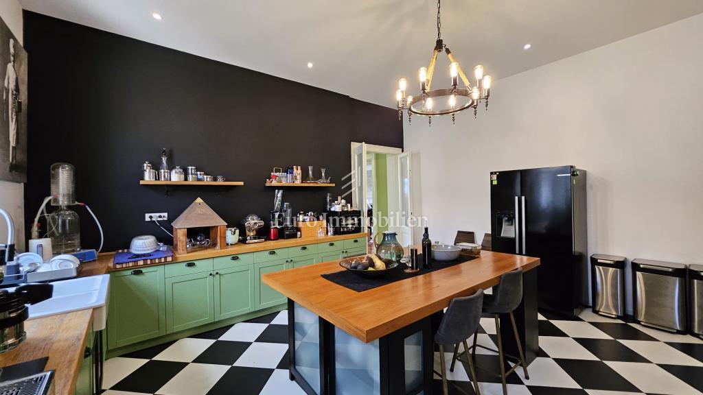 Rijeka – ampio appartamento con potenziale