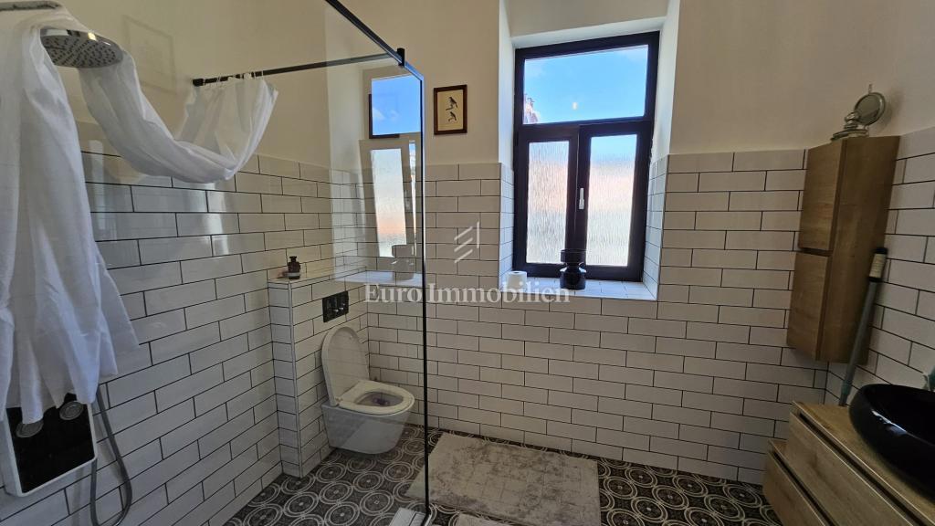 Rijeka – ampio appartamento con potenziale