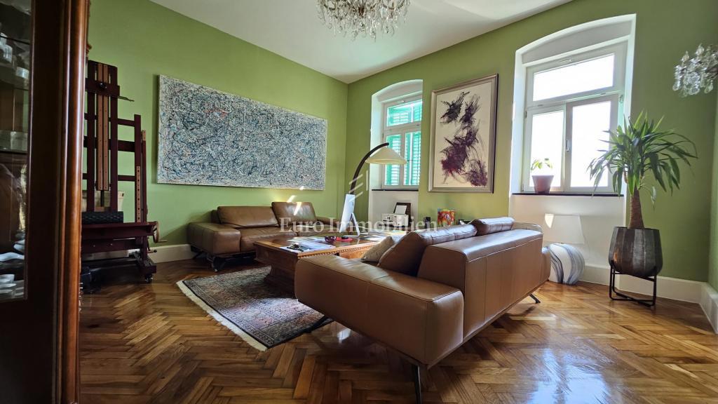 Rijeka – ampio appartamento con potenziale