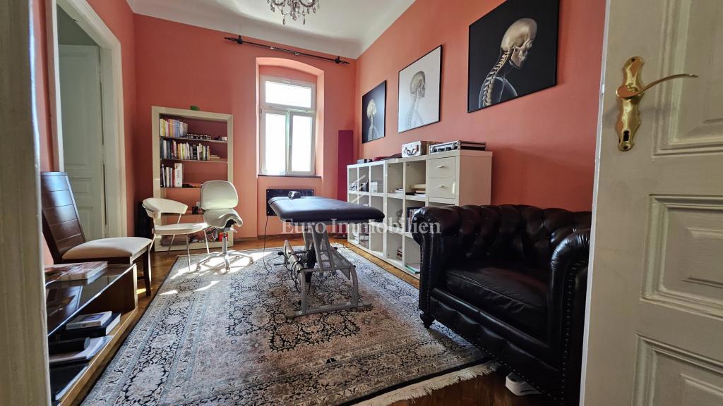 Rijeka – ampio appartamento con potenziale