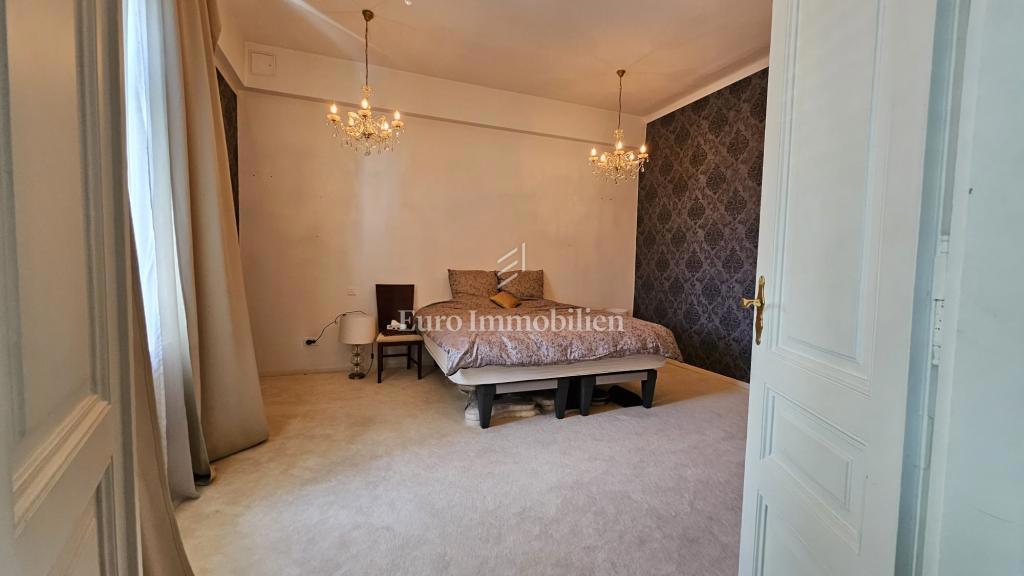 Rijeka – ampio appartamento con potenziale