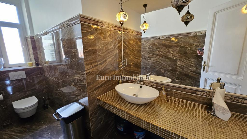 Rijeka – ampio appartamento con potenziale