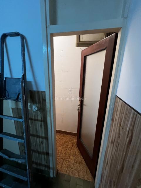 Appartamento con ascensore, ottima zona Pula