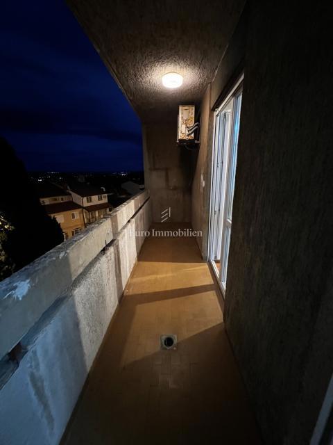 Appartamento con ascensore, ottima zona Pula