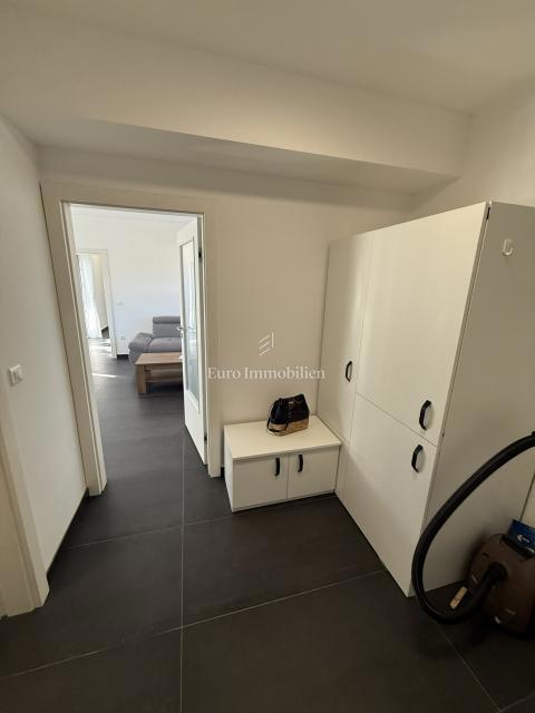 Zara - Attico con terrazza sul tetto, piscina e vista mare