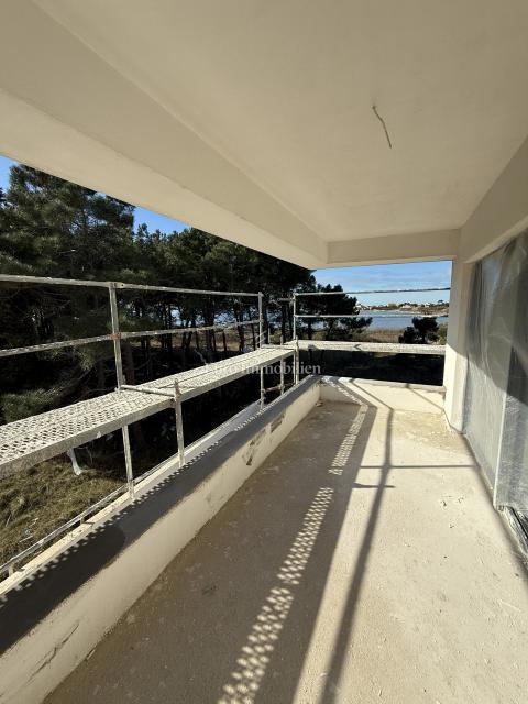 Zara - Attico con terrazza sul tetto, piscina e vista mare