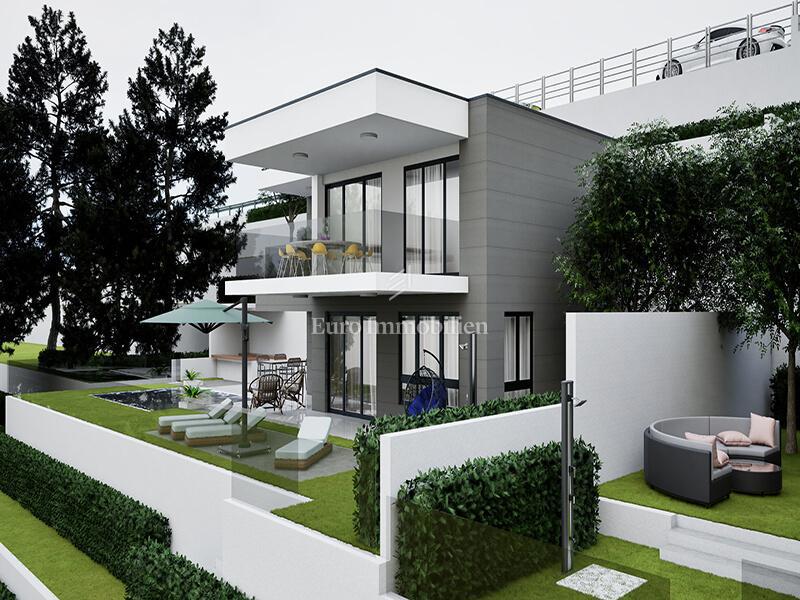 Živogošće - terreno edificabile con permesso e vista mare