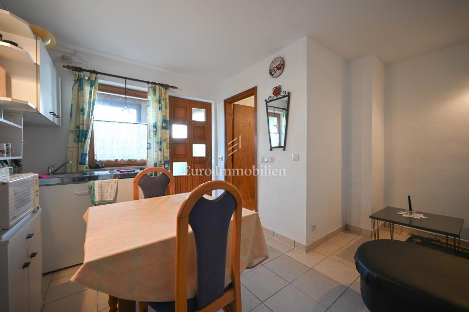 Istria, Novigrad - casa con 2 appartamenti e garage