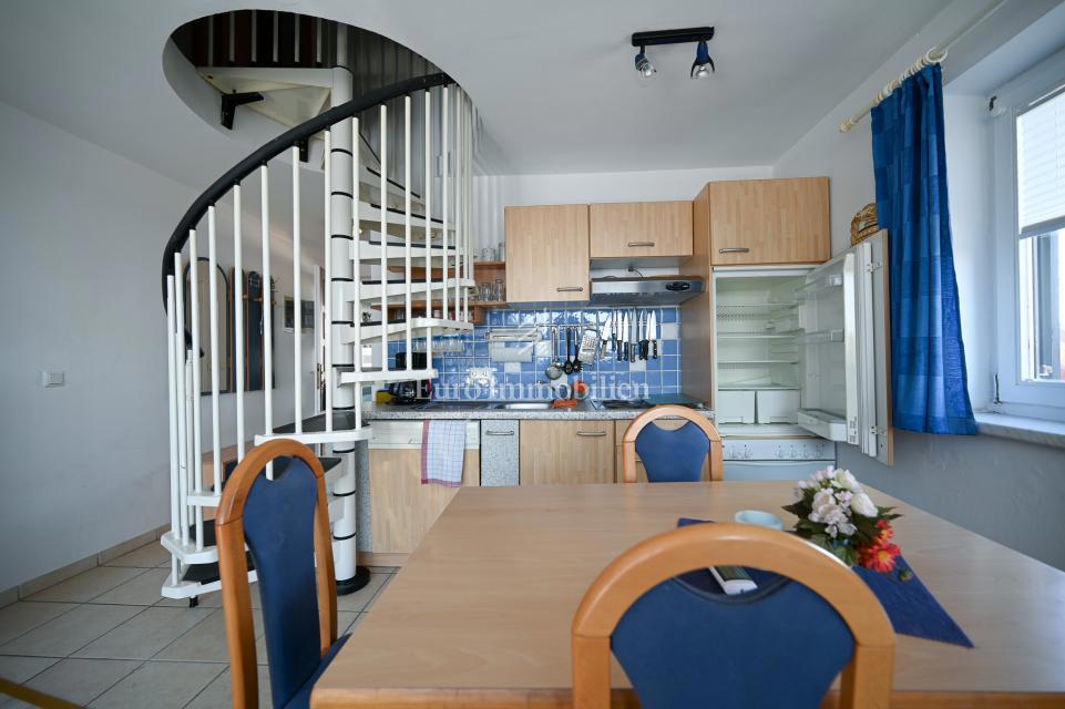 Istria, Novigrad - casa con 2 appartamenti e garage