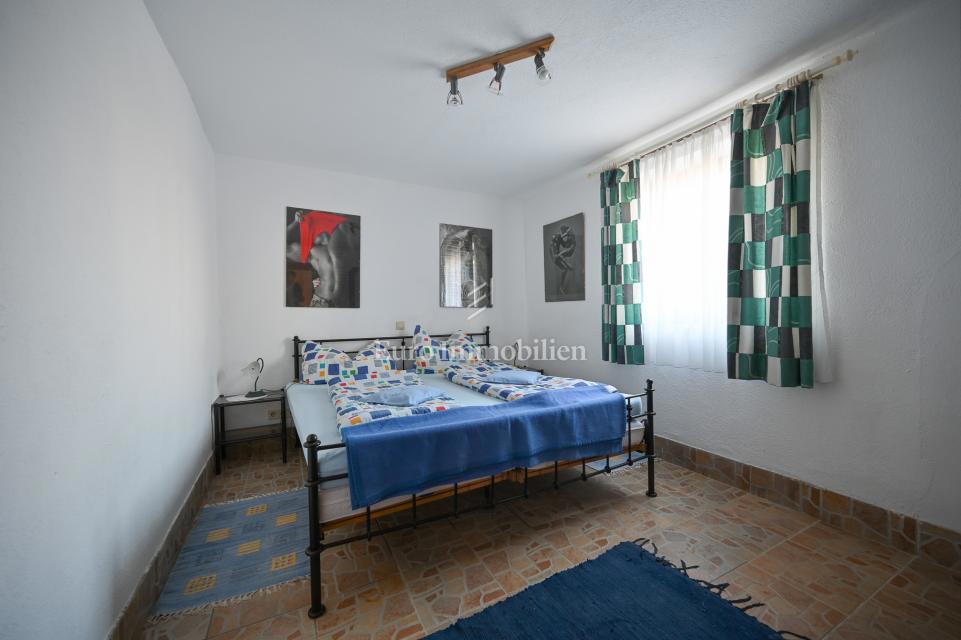 Istria, Novigrad - casa con 2 appartamenti e garage