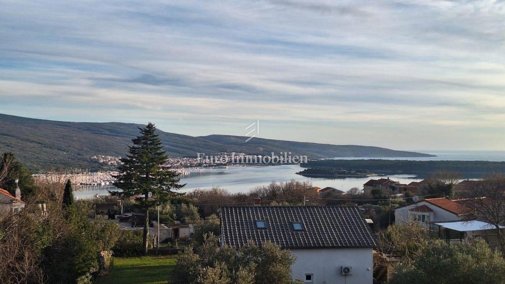 L'isola di Krk - villa con una bellissima vista e piscina