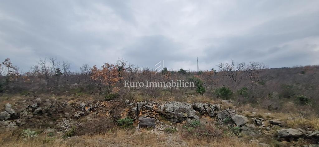 Crikvenica, terreno con vista in una posizione eccellente