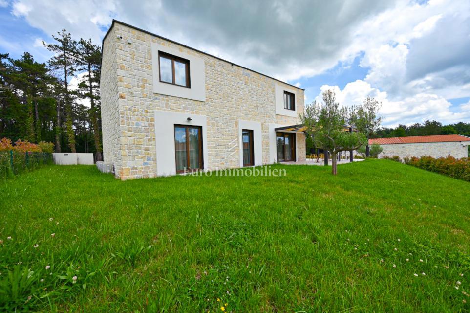 Visignano - casa indipendente con piscina