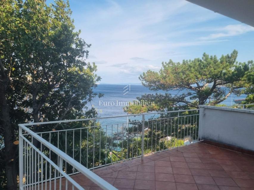 SVETI JURAJ, casa a 90 m dal mare