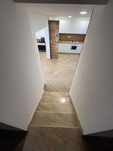 Casa indipendente con vista mare - Vir