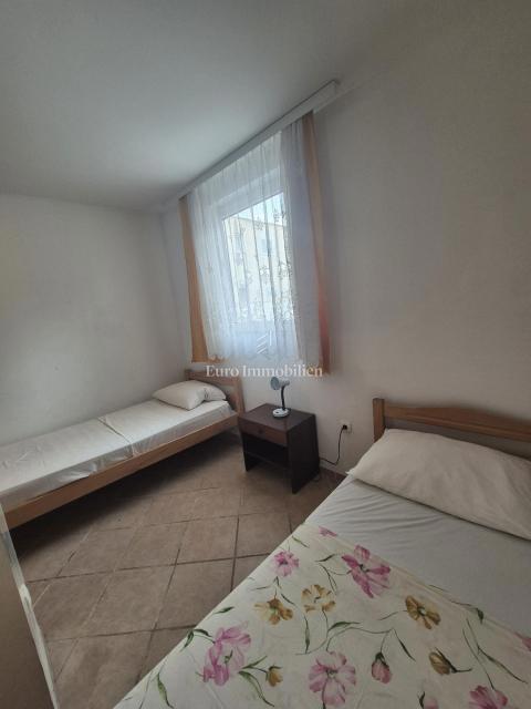 Vodice - casa con 3 appartamenti