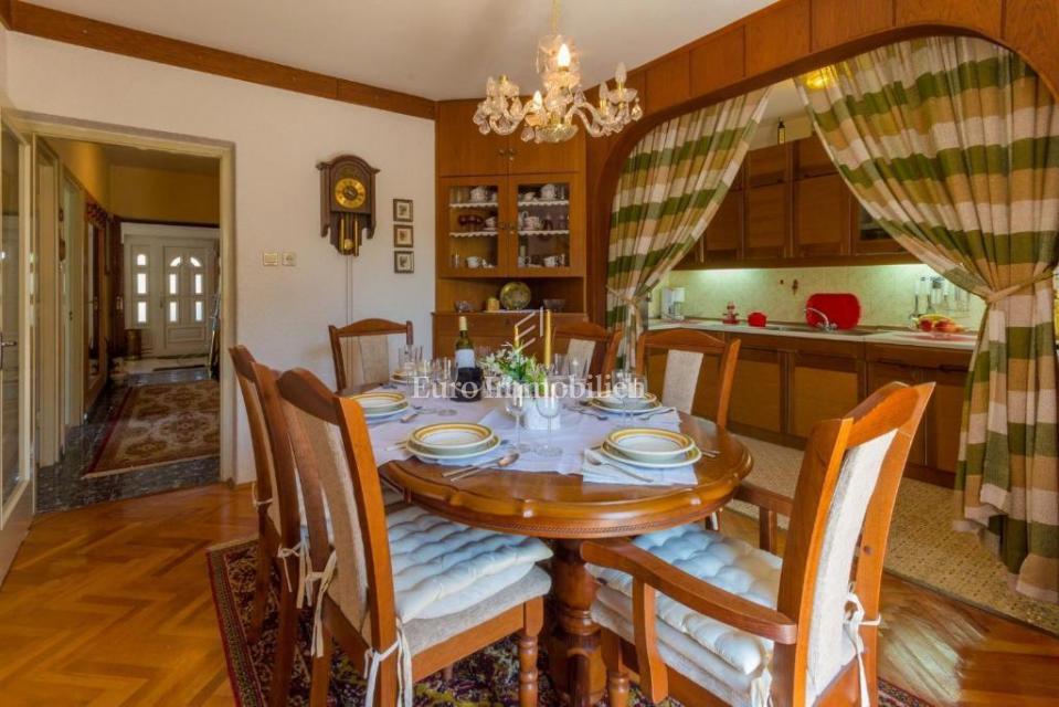 Novi Vinodolski, casa vicino al centro e al mare