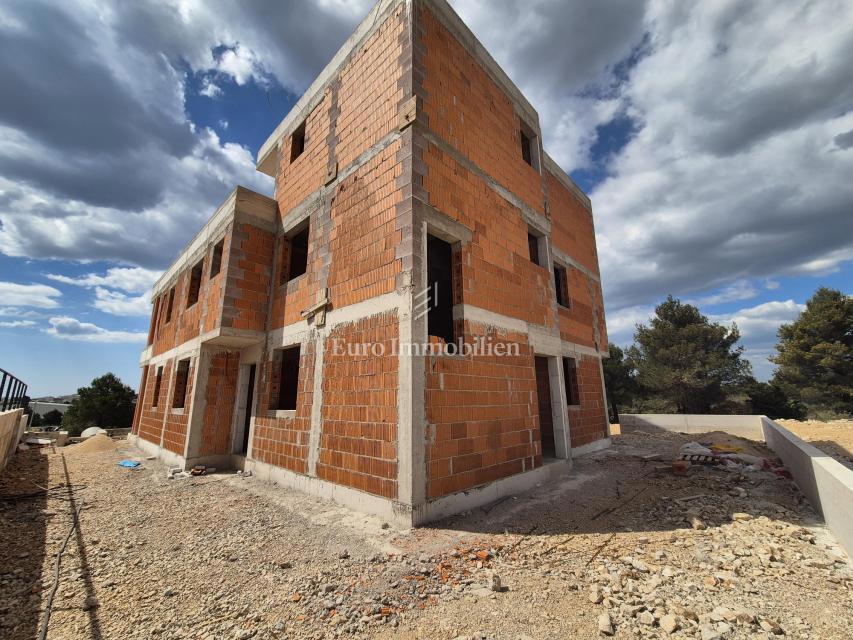 Appartamento con terrazza panoramica, vista mare